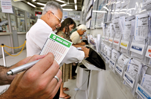 O sorteio do concurso 1.767 da Mega-Sena será às 20h (Foto Arquivo)